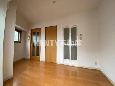 【寝室】 | グランドソレーユ | 使い勝手のいい寝室です