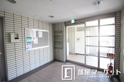 【ロビー】 | Ｍ’ｓ　ＣＡＬＭ