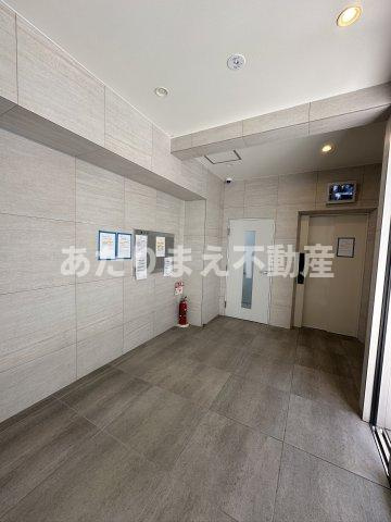 LIBTH博多駅南WESTのロビー