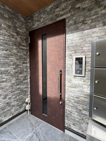 【エントランス】