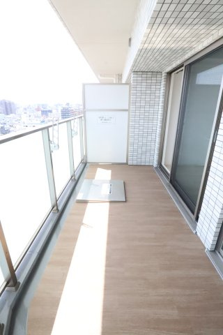大阪市都島区都島本通４丁目の賃貸マンションのバルコニー