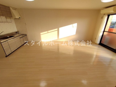 【居間・リビング】 | ビラ高千穂 | イメージ写真です。