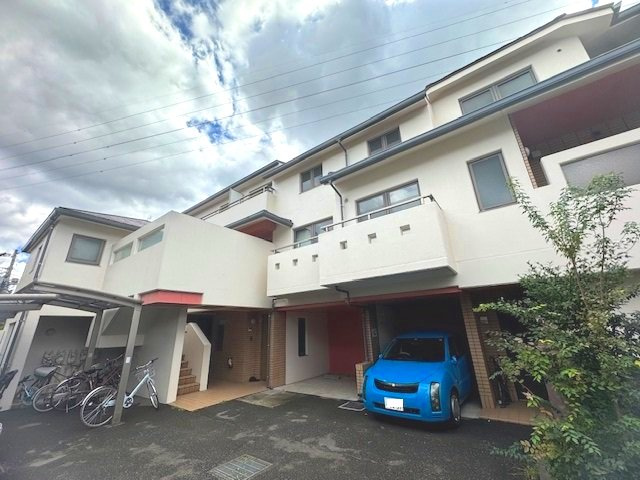 エイトピア成田東の外観