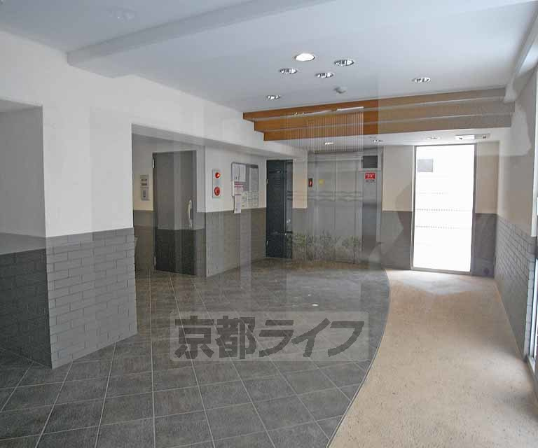 ＳＷＩＳＳ京都堀川ＥＡＳＴのエントランス