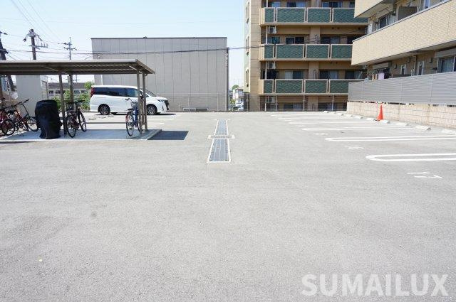 熊本市東区御領８丁目のアパートの駐車場