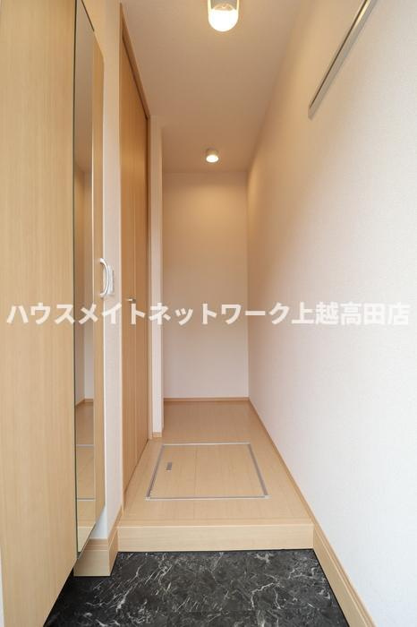 ラソの玄関|玄関
