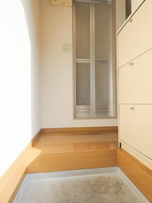 【玄関】 | パイナリィー唐人町 | 別号室の写真になります。現況優先。