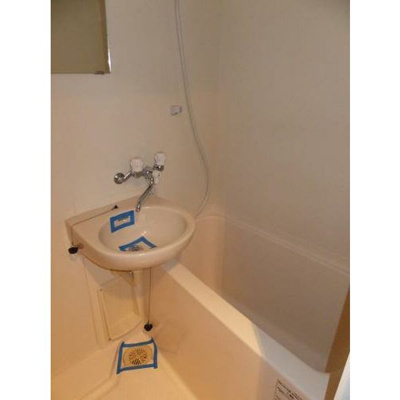 【浴室】 | ウイング2K | 別号室の写真になります。現況優先。