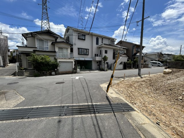 建築条件無売土地！買物至便地♪京阪『桃山南口』駅徒歩７分！伏見区桃山南大島町第１-４区画の前面道路含む現地写真|現地(令和６年６月撮影)