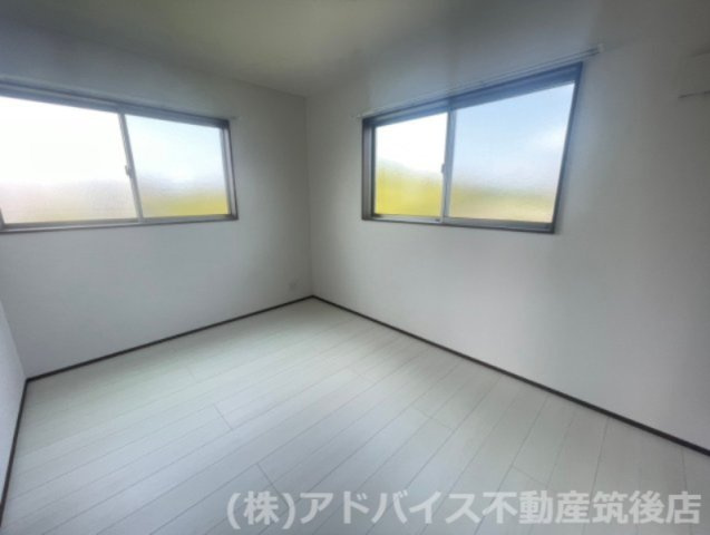 久留米市城島町楢津のアパートの洋室