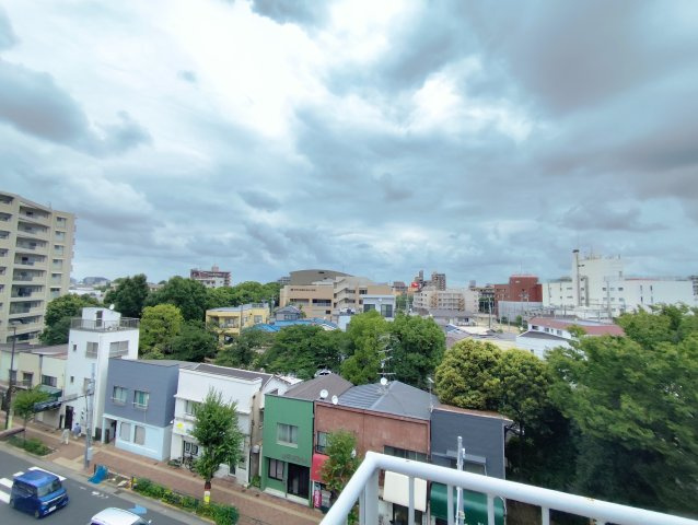 サンケイビルの展望