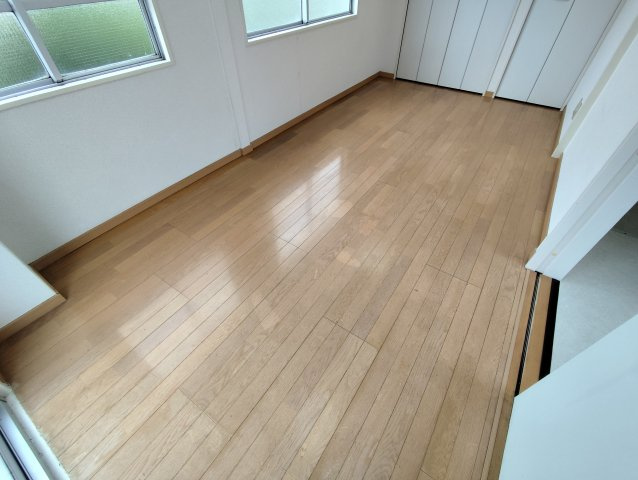 サンケイビルの内装