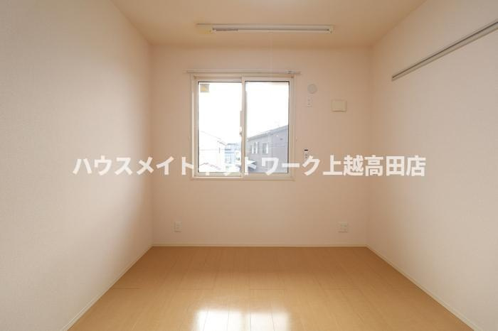 リベルタ春日野の内装|洋室