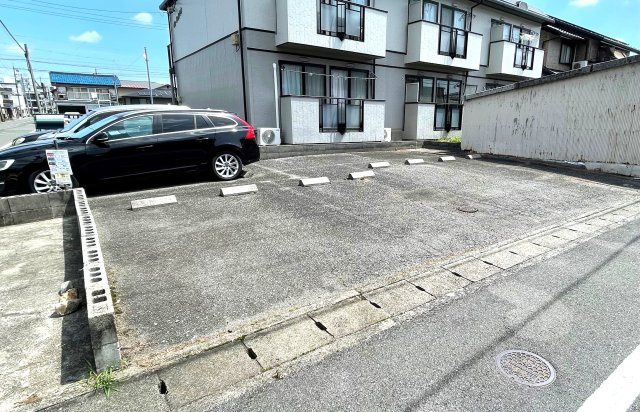 イル・チェルキオの駐車場