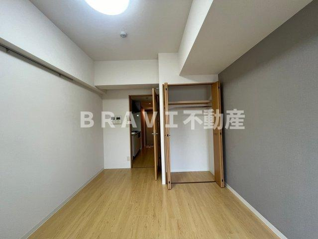 サムティ阿波座LUSSOの洋室