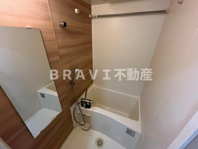 サムティ阿波座LUSSOの浴室