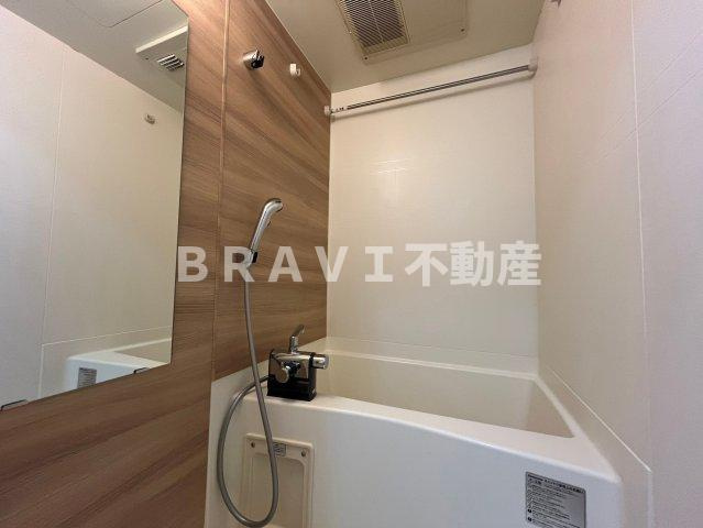 サムティ阿波座LUSSOの浴室