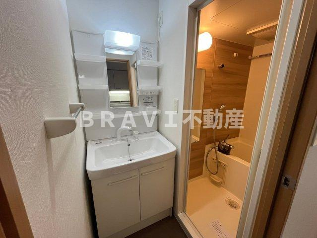 サムティ阿波座LUSSOの洗面所