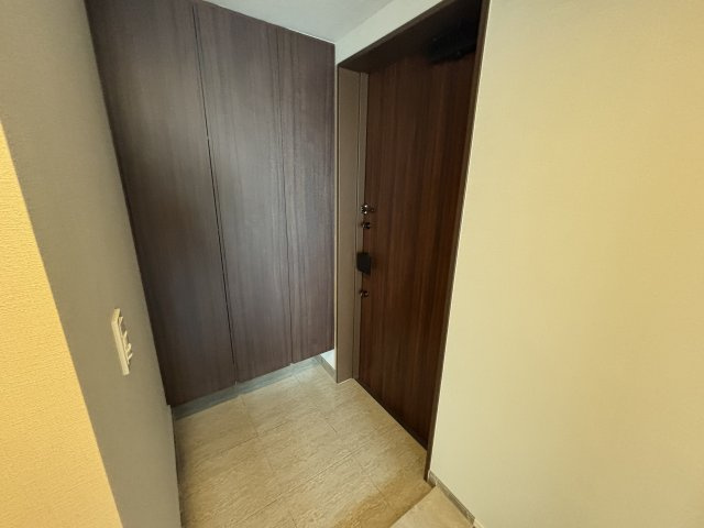 クラッシィタワー淀屋橋の玄関