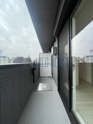 ONARIGOTENｰDのバルコニー