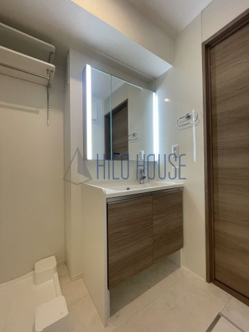 ONARIGOTENｰDの洗面所