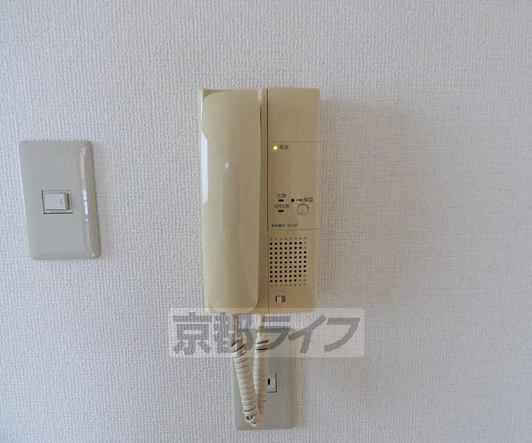 鞍馬口フラットのその他|インターホンです