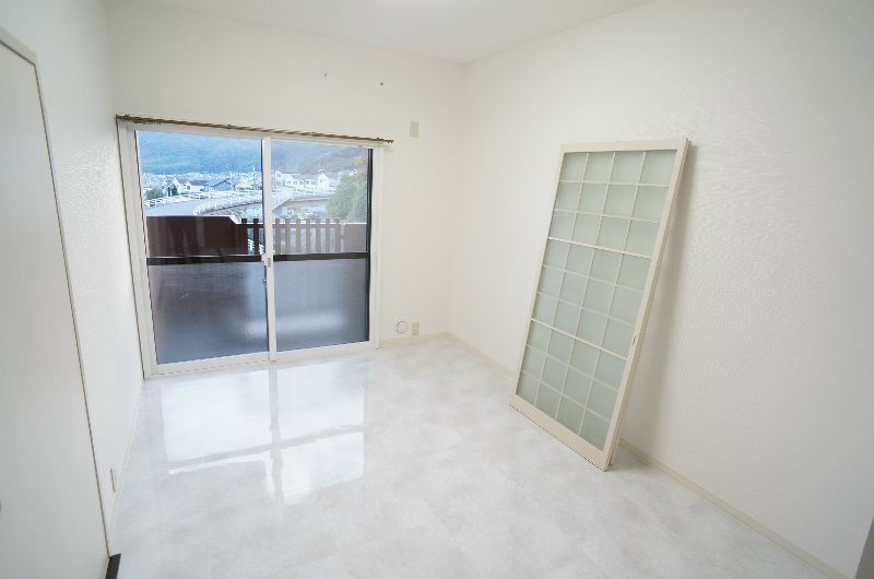 ビューハイツ京都山科の洋室