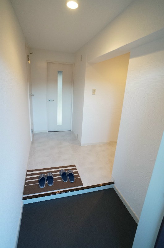 ビューハイツ京都山科の玄関