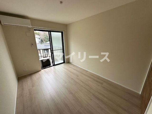 仮）高柳共同住宅 のバルコニー