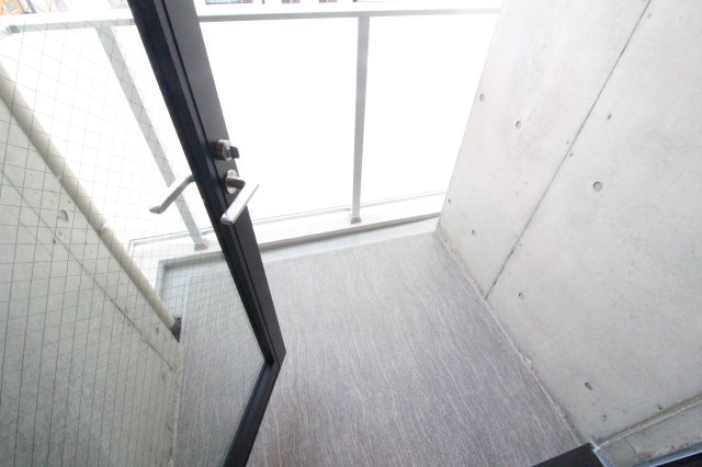 【バルコニー】 | ブリリアントコートクラージュ | バルコニー