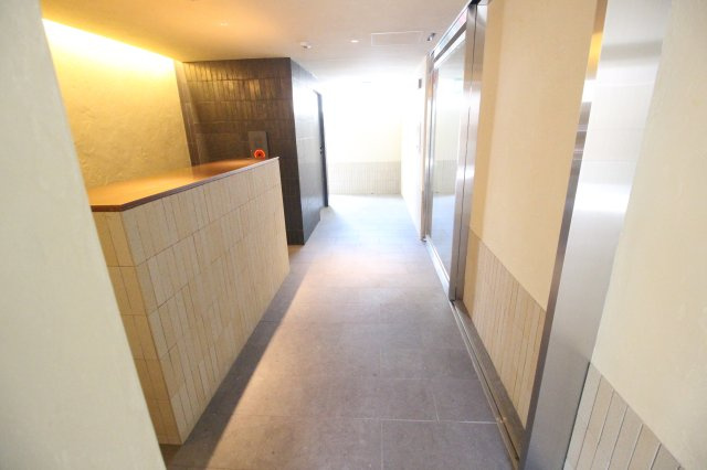 【エントランス】 | ブリリアントコートクラージュ