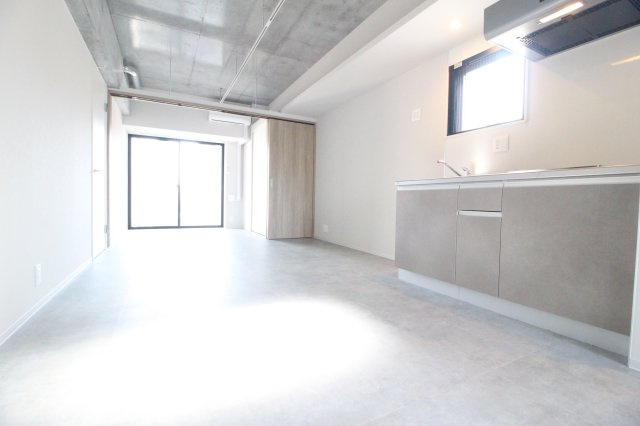 【居間・リビング】 | ブリリアントコートクラージュ | LDK