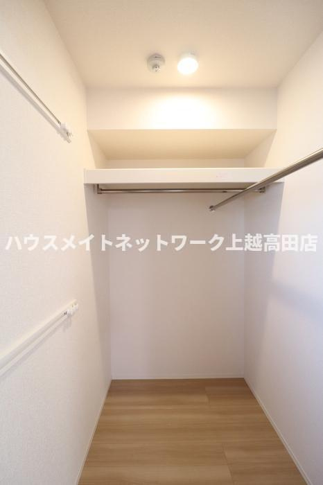 ルミナーレの収納|ウォークインクローゼット