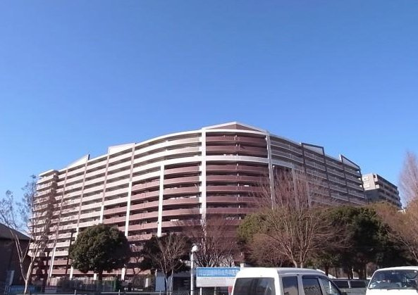 ダイアパレスUアリーナ　ウエストウイングの外観