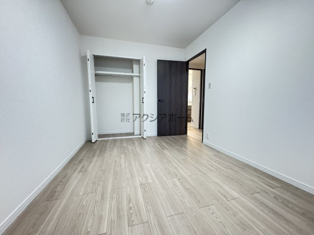 ダイアパレスUアリーナ　ウエストウイングの寝室|洋室6.4帖