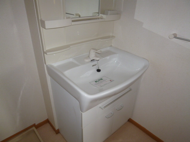 倉敷市東塚４丁目のアパートの独立洗面台