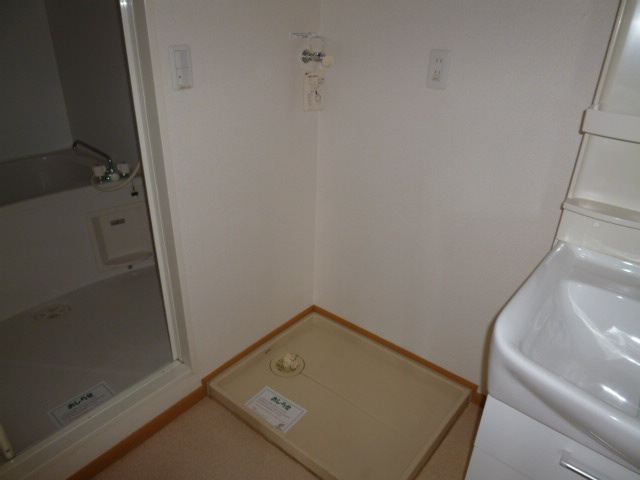 倉敷市東塚４丁目のアパートのその他|洗濯機置場