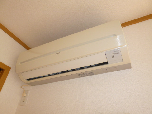 倉敷市東塚４丁目のアパートの内装|エアコン