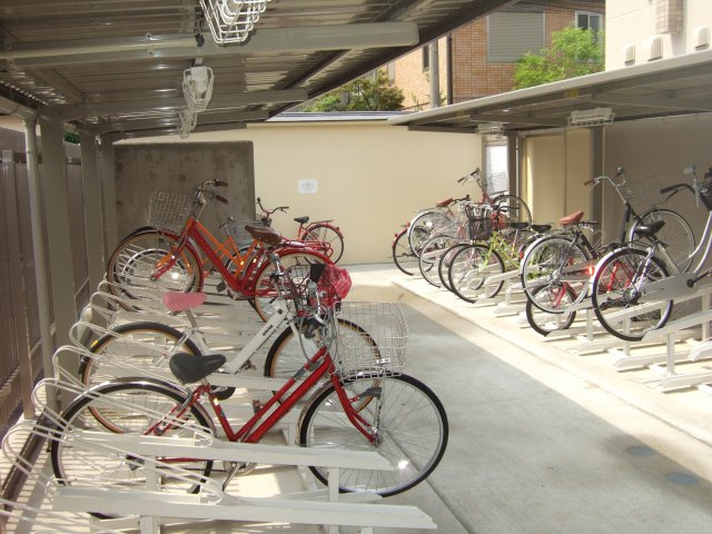ドーミー鴨川公園のその他共用部分|駐輪場
