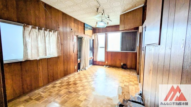 久留米市城南町の中古一戸建の洋室