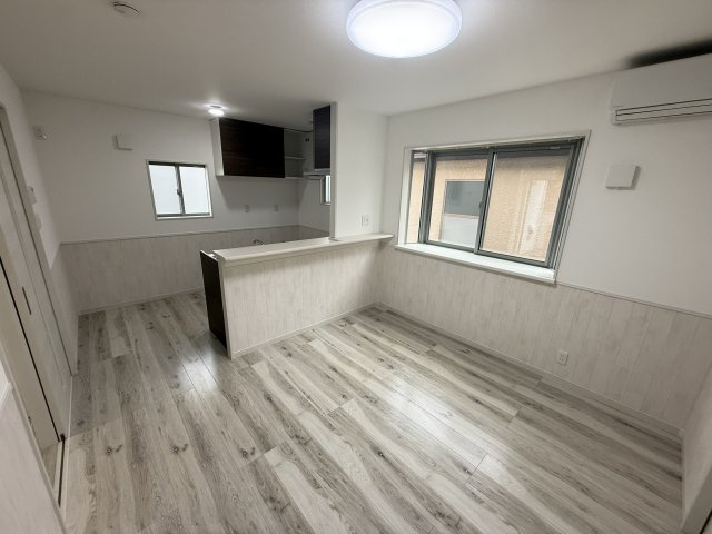 フローリッシュ東船橋の居間・リビング