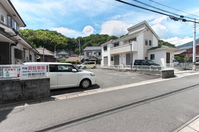 岡本駐車場（阿賀）軽専用の周辺