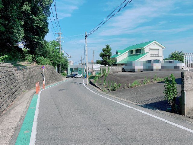 半田市白山町3丁目の前面道路含む現地写真