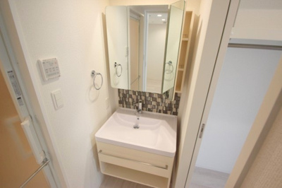【独立洗面台】 | セレニテフラン野田阪神駅前