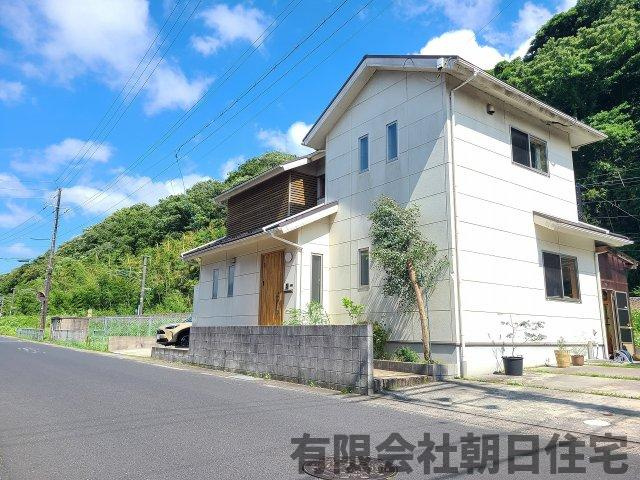【外観】 | 玉湯町布志名中古戸建 | 前面道路広々～
