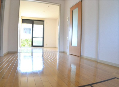 【居間・リビング】 | ファミールハイツこもりのB | おしゃれなリビングです