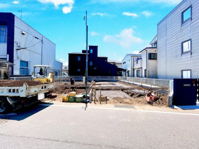 【外観】 | ◇茅ヶ崎市南湖新築住宅1号棟◇ | ◆前面道路も幅員があり車の運転も安心！前面道路は閑静な住宅地。車通りの少ない道路です。お子様にも安心です。