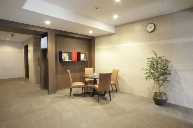 ドーミー京都西陣のロビー