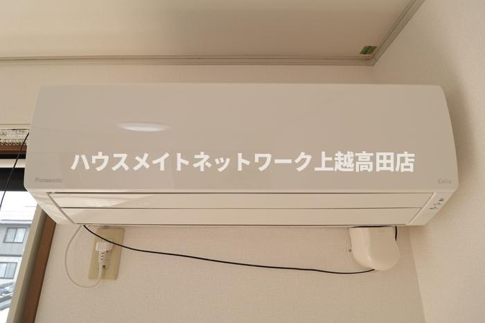 ロイヤルガーデン子安 Ｂの設備|エアコン