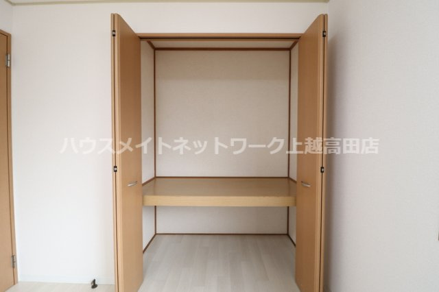 ロイヤルタウン寺町 壱番館の収納|収納